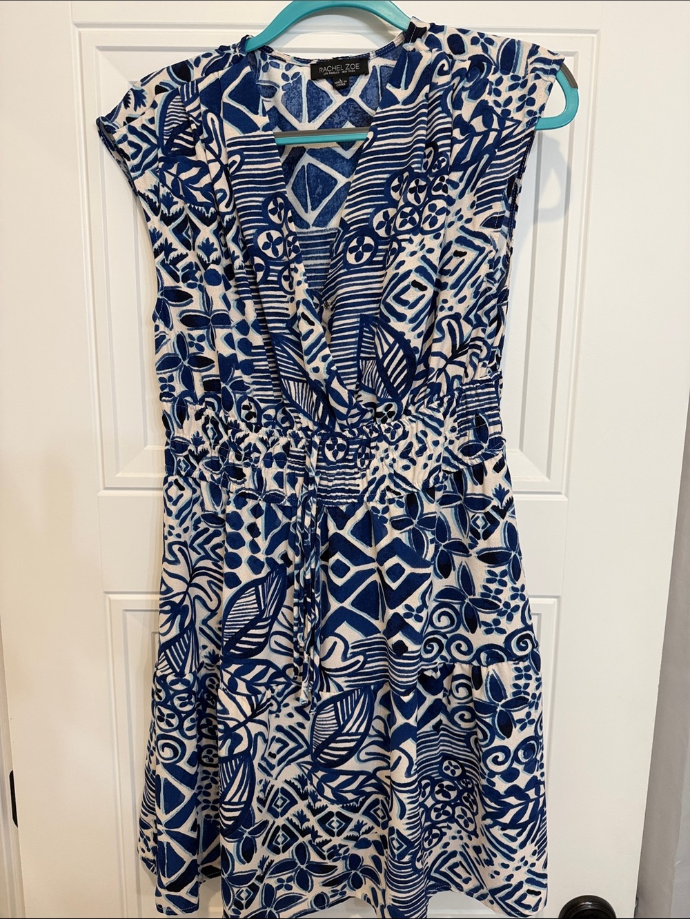 Rachel Zoe Blue & White Printed Sleeveless V-Neck Dress